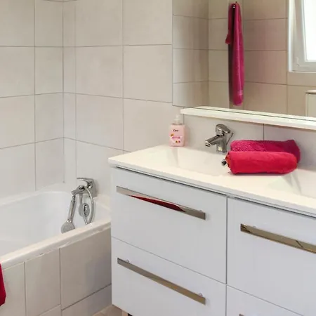 וילה Sleeps 12 Pool Wifi Montélimar