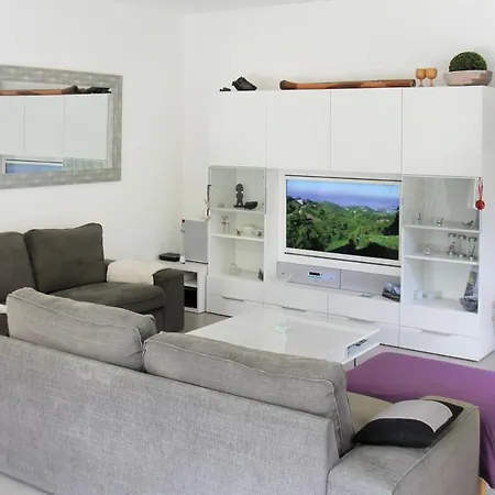 Sleeps 12 Pool Wifi Montélimar